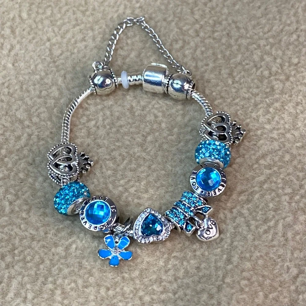 Charm Bracelet Women Blue Heart Flower Crystal Love Forever Snake Chain 7in EUC‎